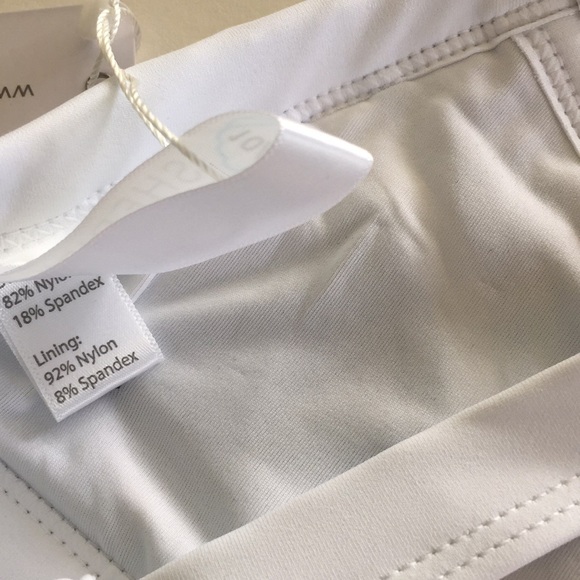 Sporty pull over strappy back bikini top - Picture 4 of 5